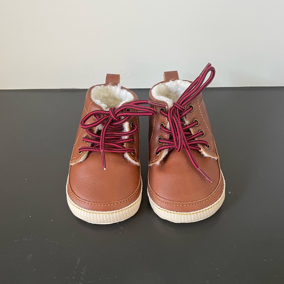 Baby Gap Booties - Picture 6 of 6